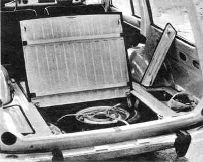 Reserverad und Werkzeug